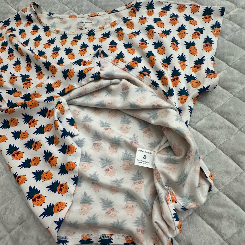 Roller Rabbit Pineapple Pajama Set - image 5